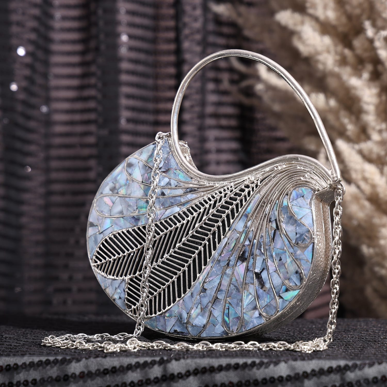 Taru Silver Clutch
