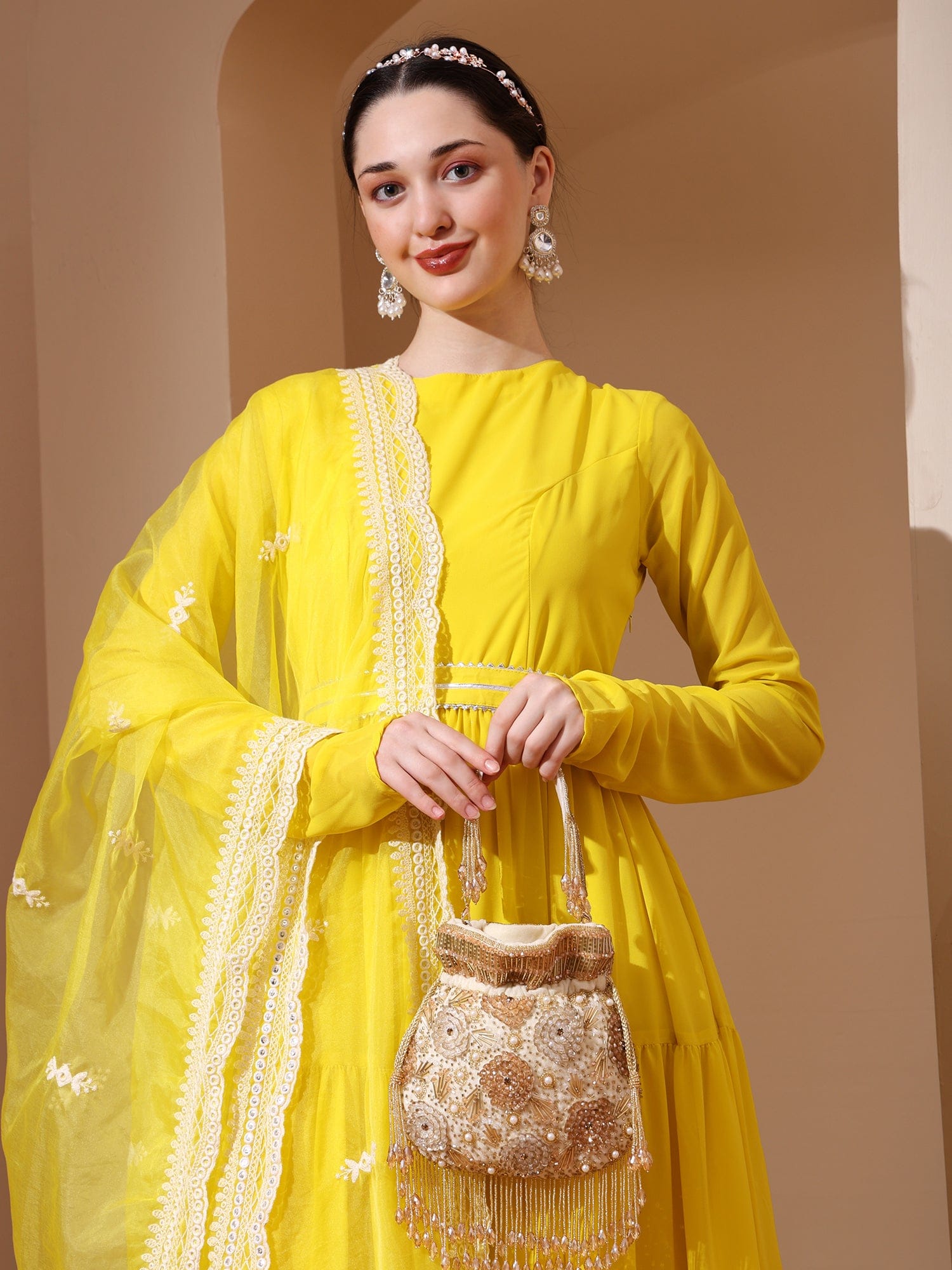 Laalima Golden Potli