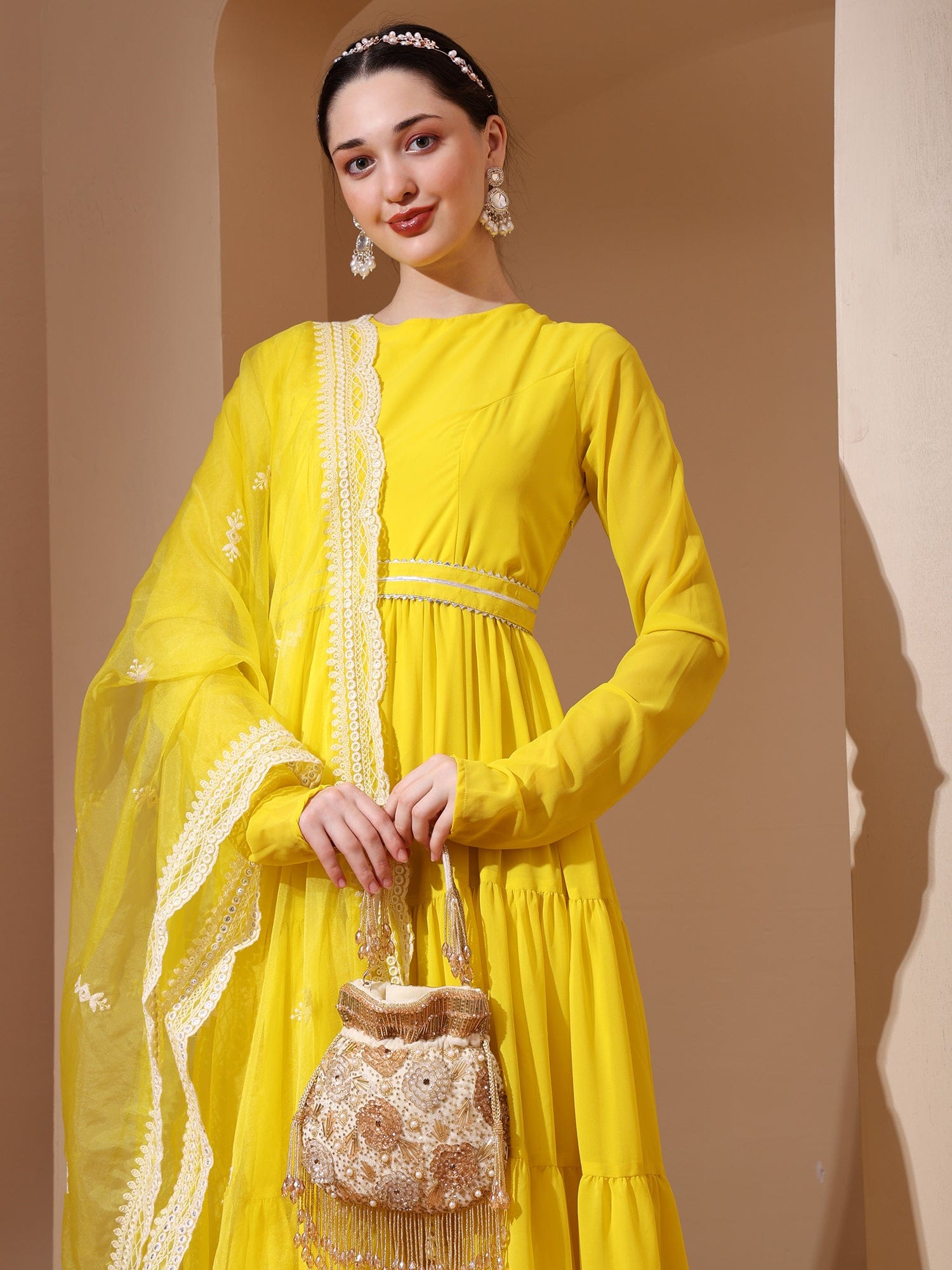 Laalima Golden Potli