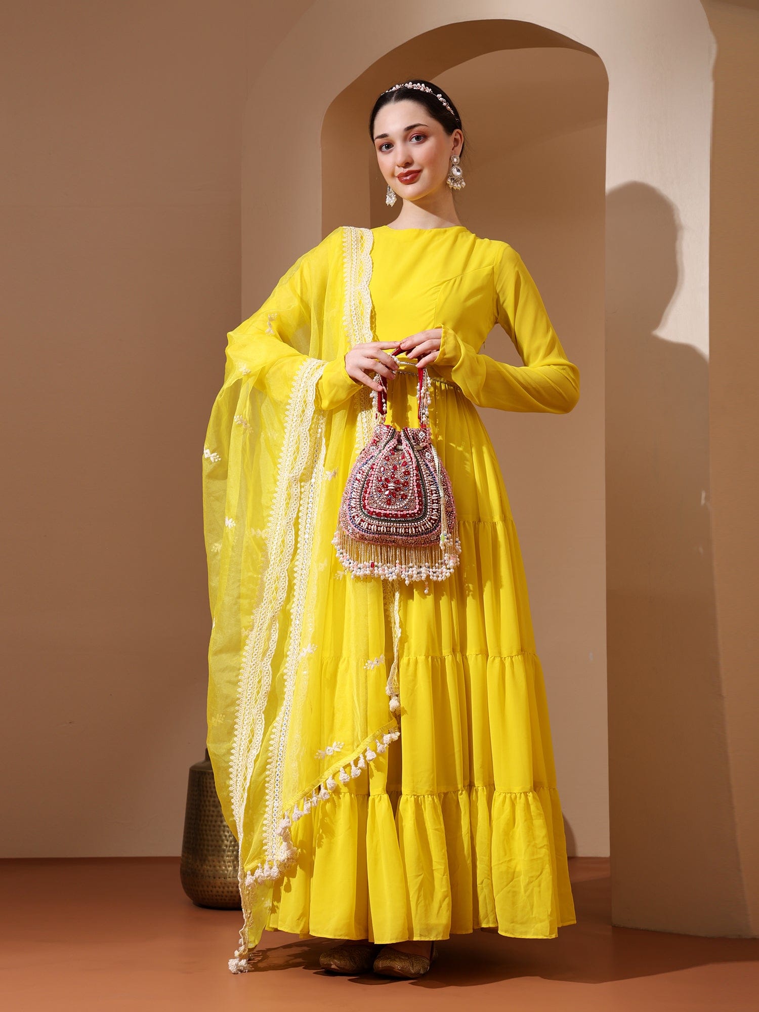 Zahra Pink Potli