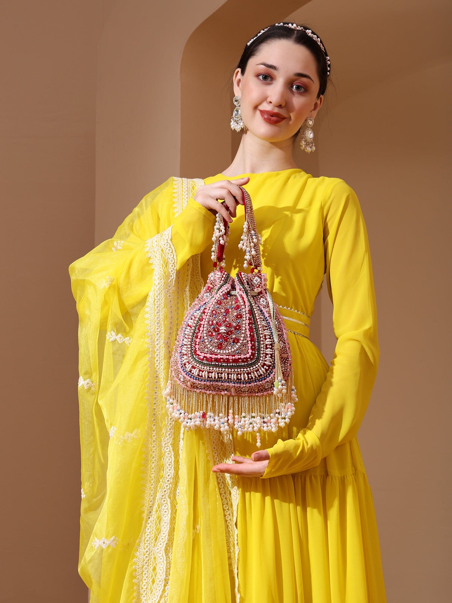 Zahra Pink Potli