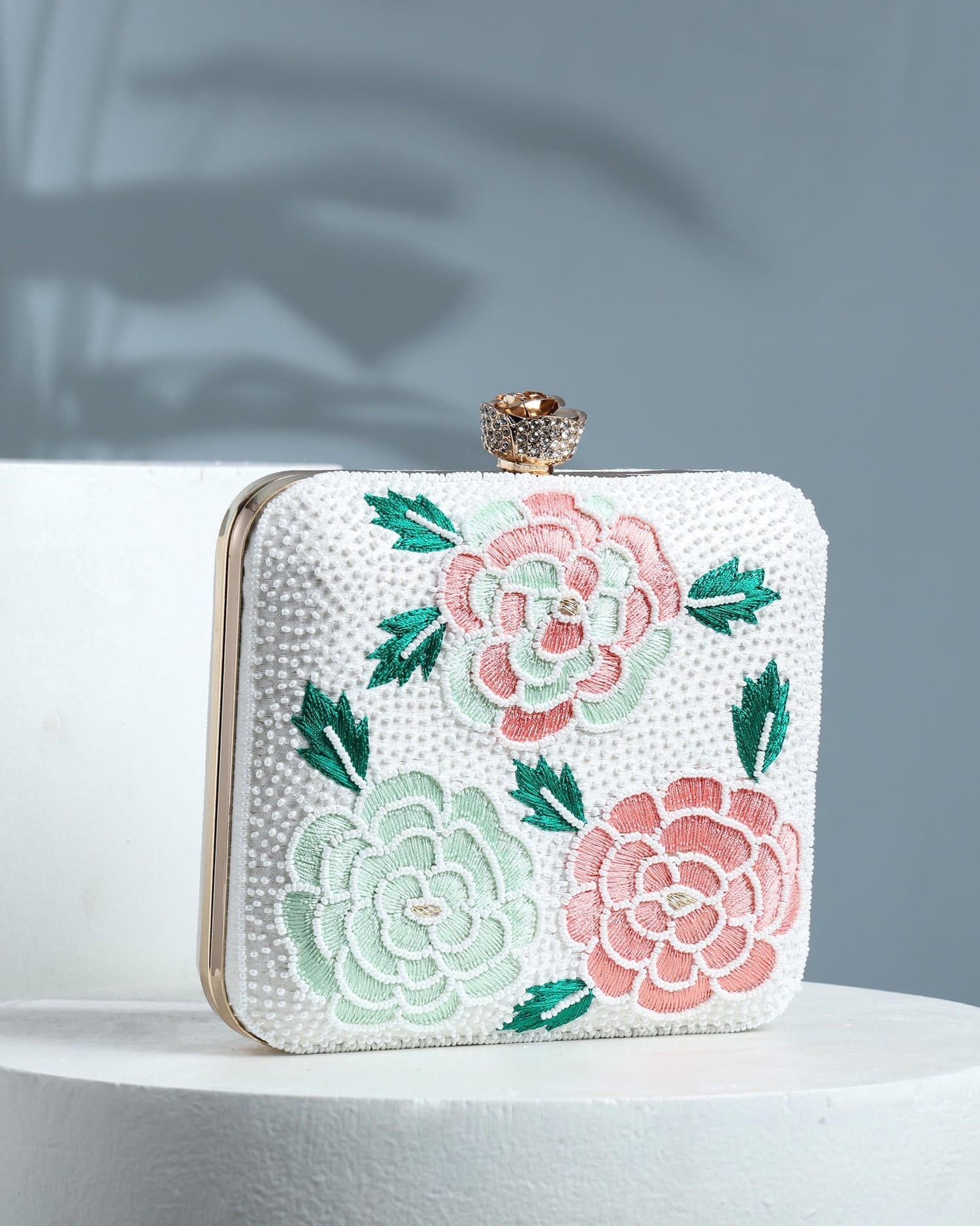 Arya White Clutch