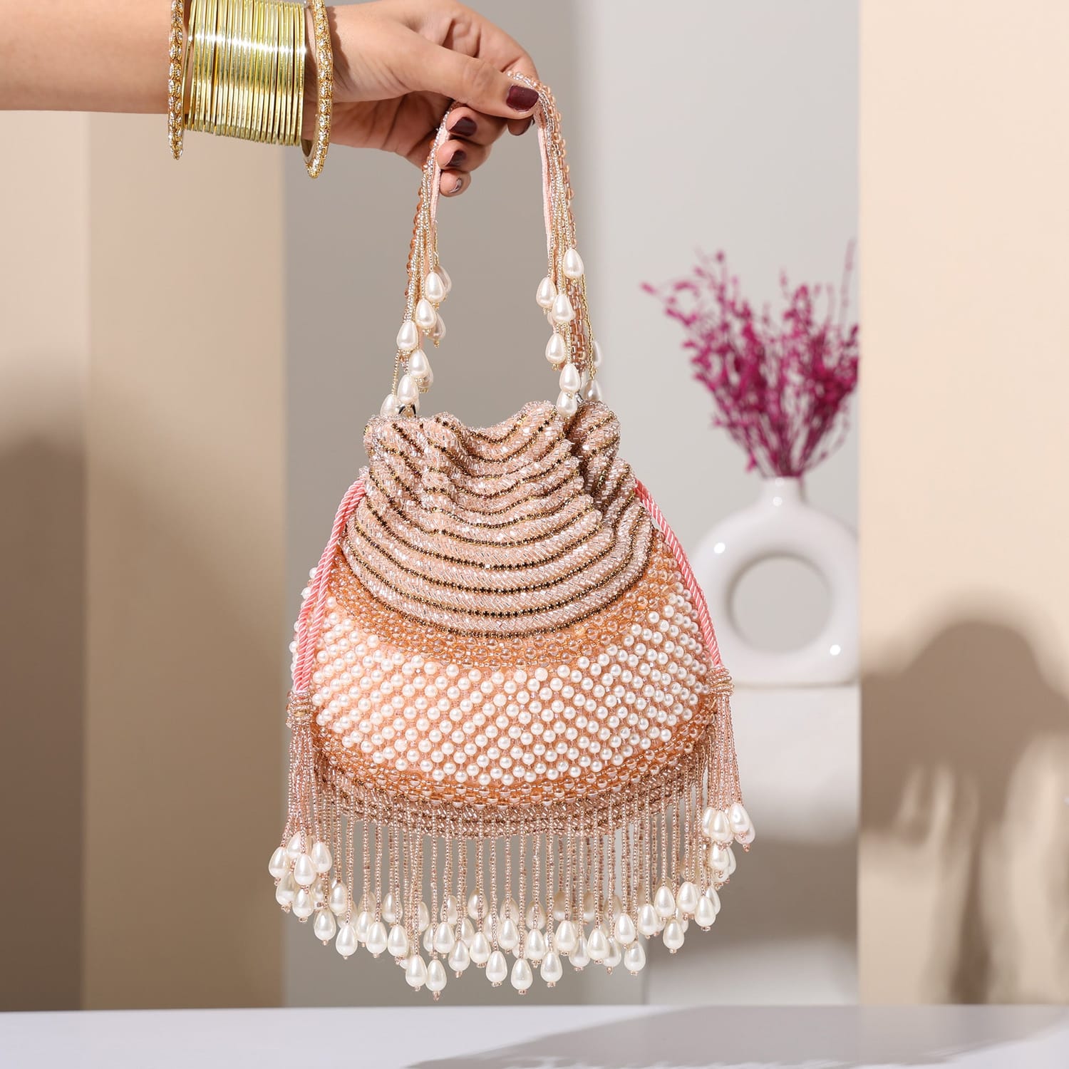 Ranya Peach Potli