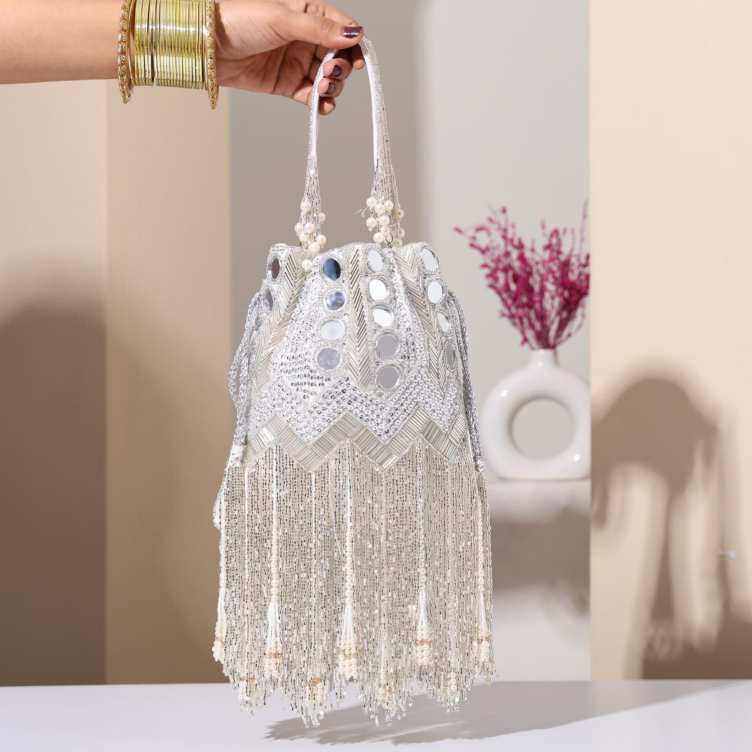 Sitara White Potli