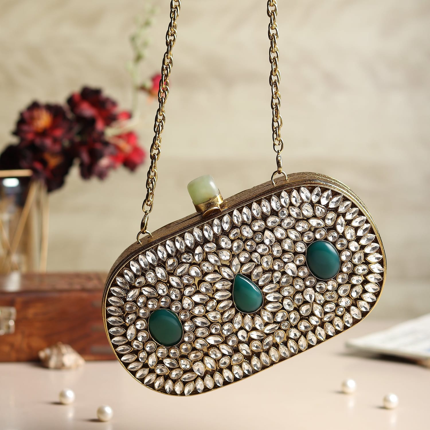Kanak Golden Clutch
