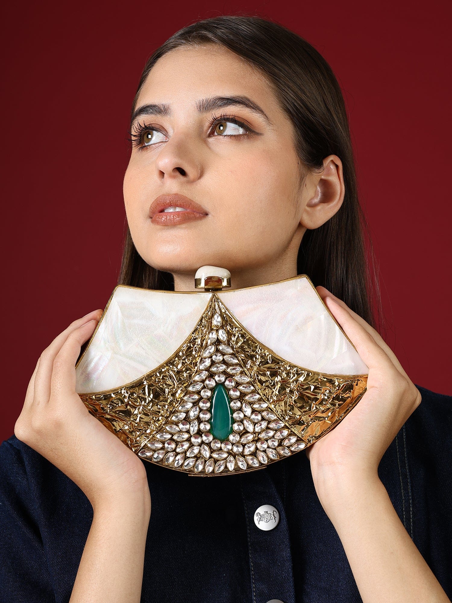 Riwaayat Golden Clutch