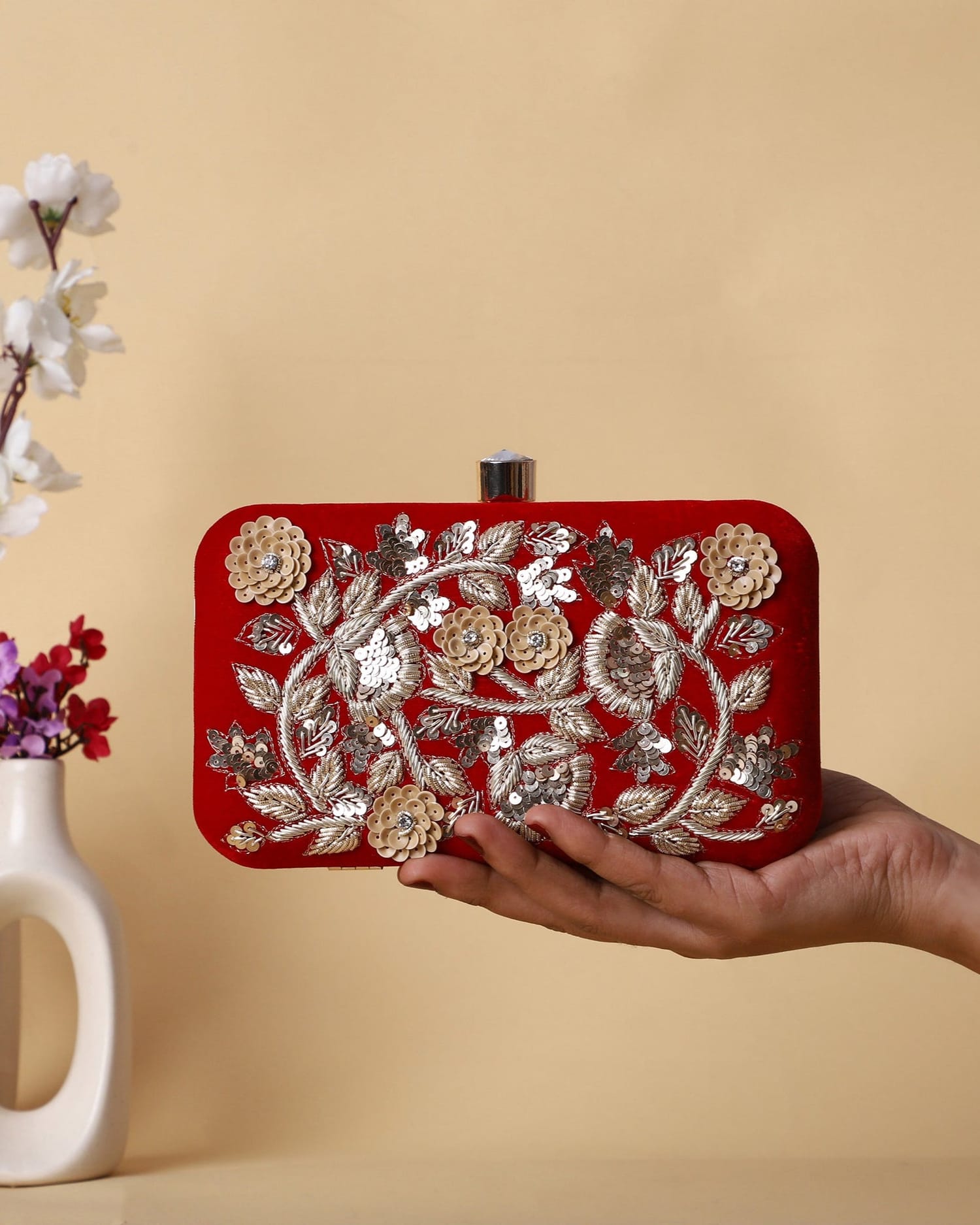 Gulnaar Red Clutch