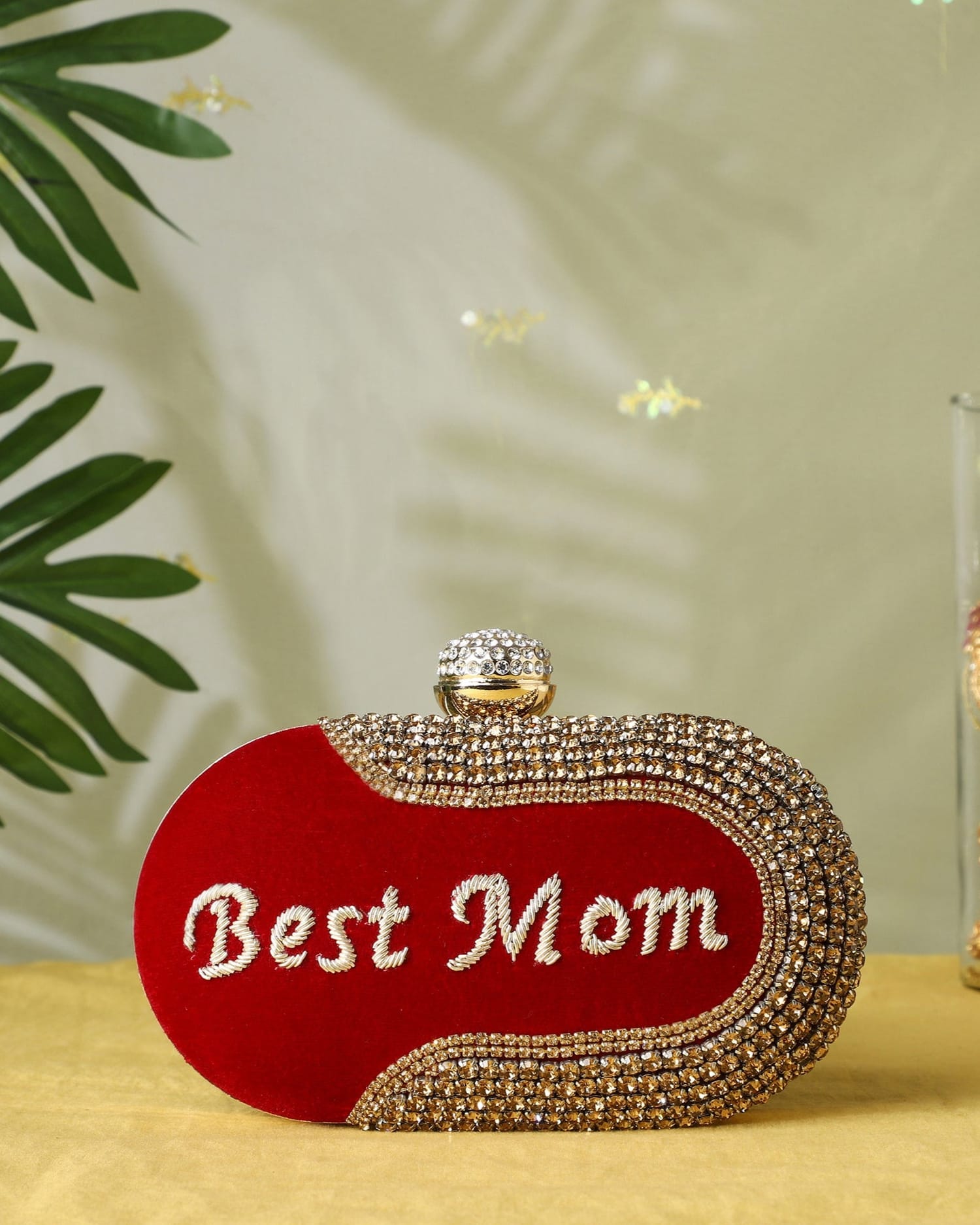 Best Mom Red Clutch