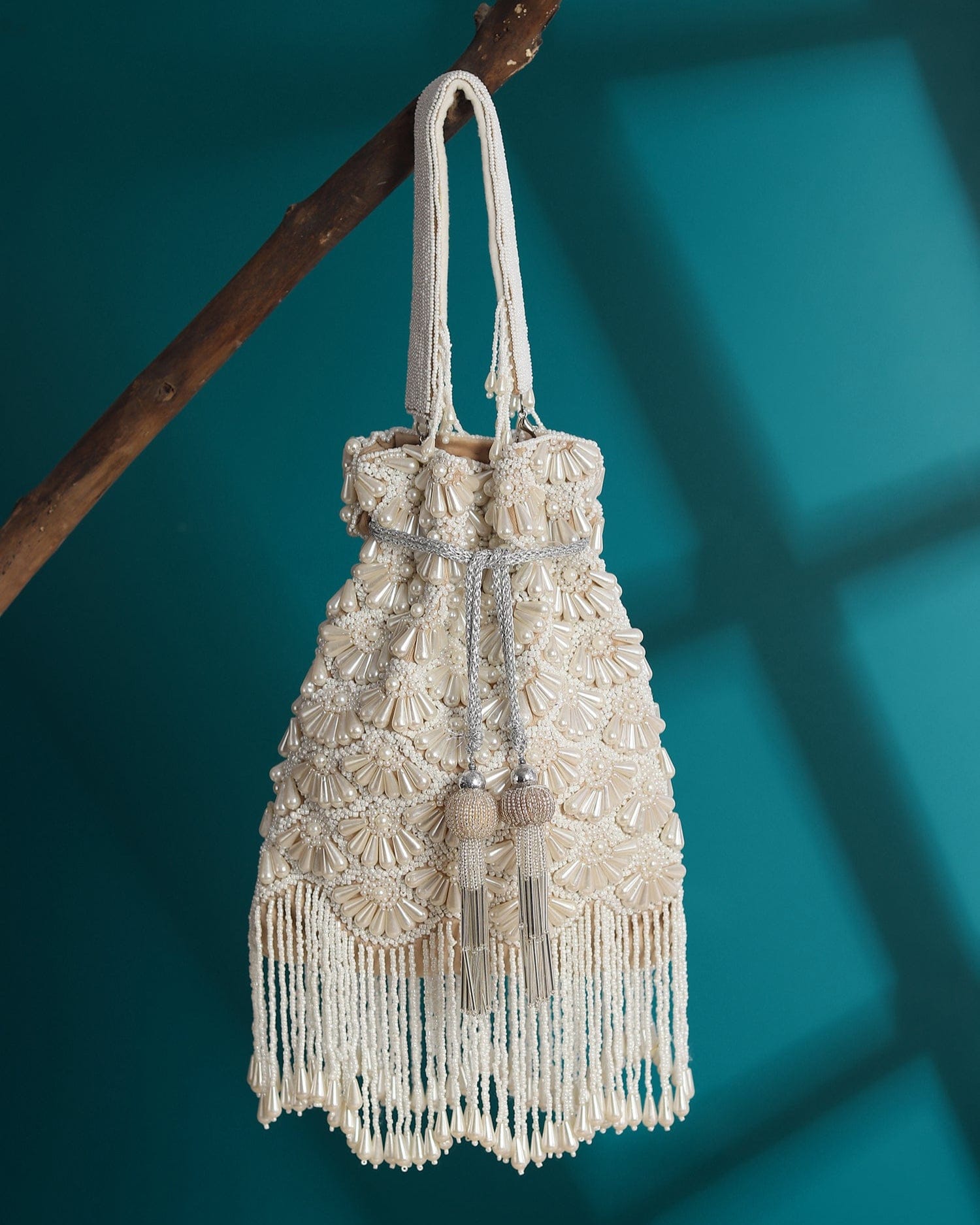 Sufiyana Beige Potli