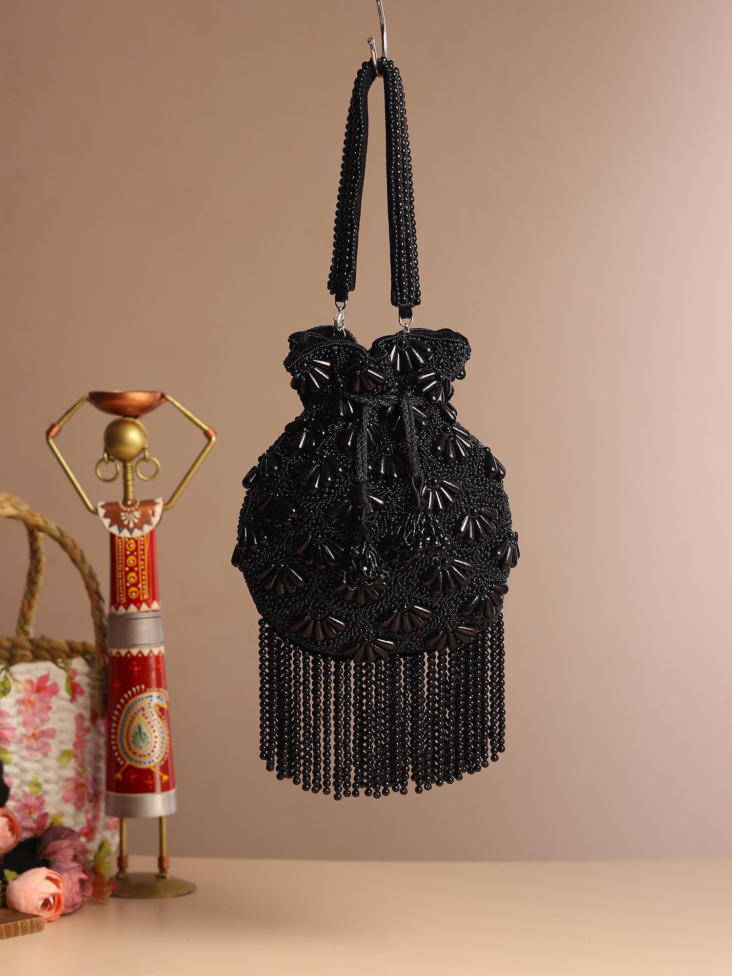 Ziva Black Potl