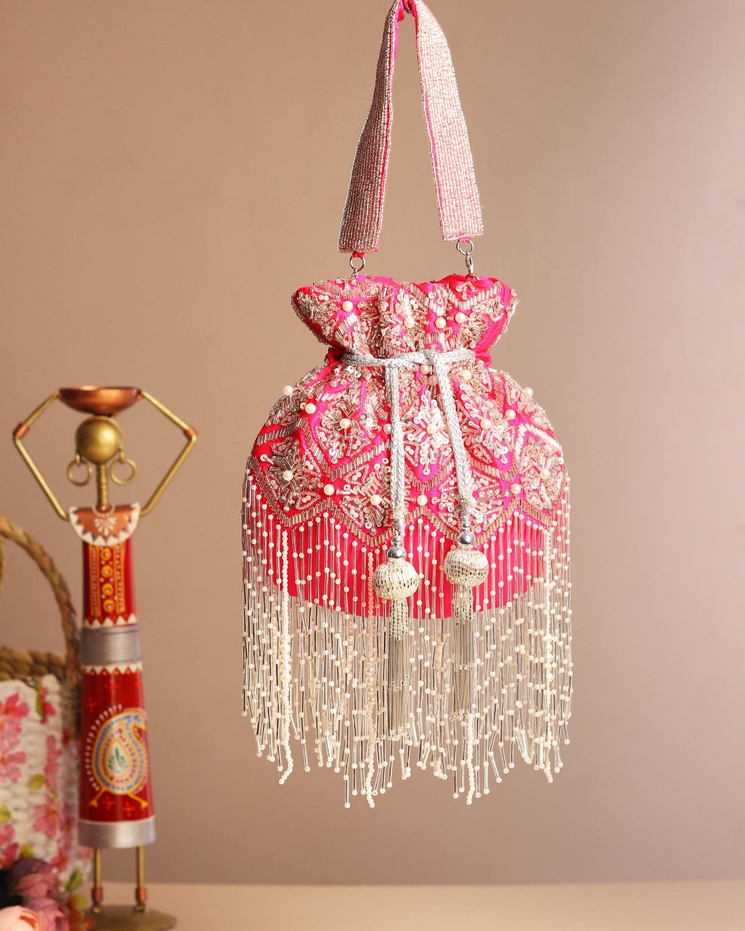 Ayla Pink Potli